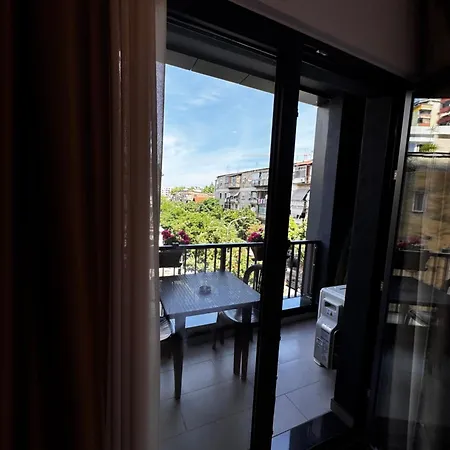 Eki Center 3* Тирана